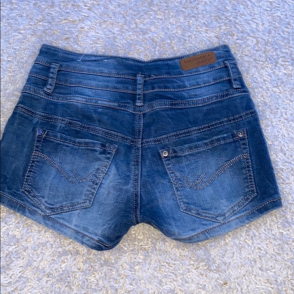 Shorts - Picture 2 of 2